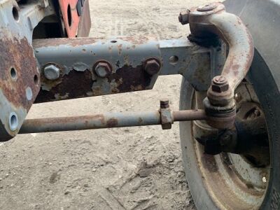1981 Massey Ferguson 575 Tractor - 8