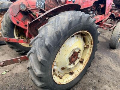 David Brown 950 Tractor - 9