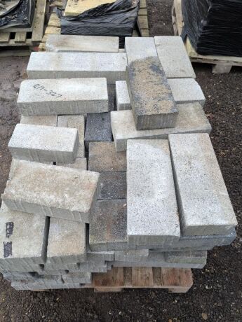 2 x Pallets of Various Blocks