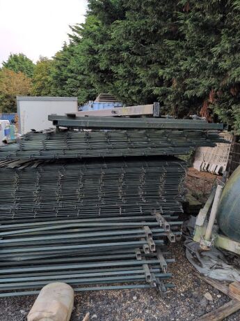 Qty of Metal Fencing