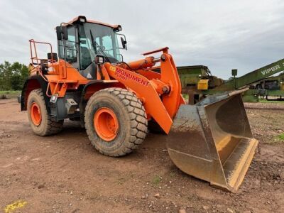 2013 Doosan DL300-4 Loading Shovel