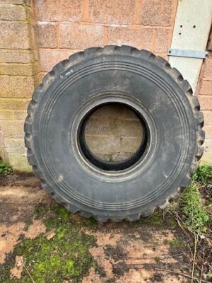 1x Pirelli 23.5 R25 Earthmover Tyre