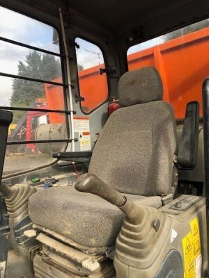 2000 Hitachi CG65D Tracked Dumper - 14