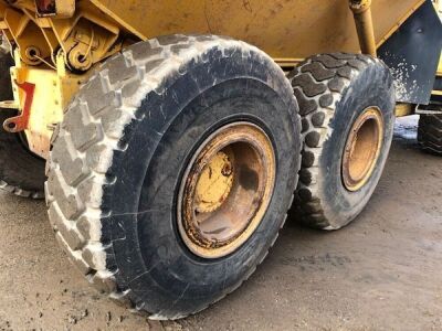 1996 Volvo A25C 6x6 Dump Truck - 8