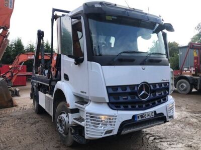 2016 Mercedes Arocs 1824 4x2 Skip Loader - 2