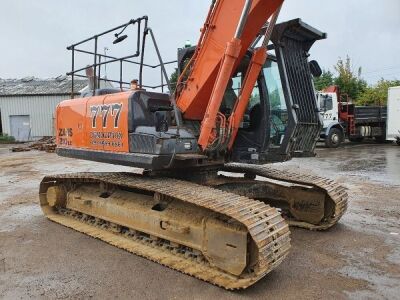 2015 Hitachi ZX210-5B Excavator - 21