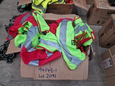 1 x Box of 30+ New Hi Viz Jackets Green / Red