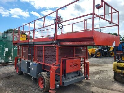 Skyjack SJ9250 4x4 Scissor Lift - 5