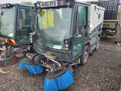 2010 Schmidt Swingo 200 Compact Sweeper