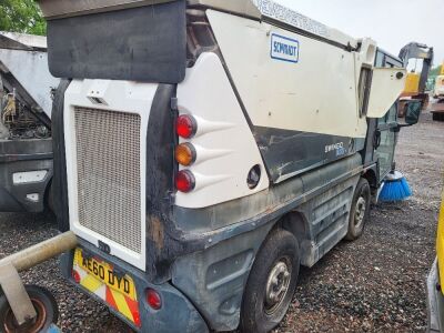 2010 Schmidt Swingo 200 Compact Sweeper - 3