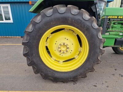 1991 John Deere 3050 2WD Tractor - 10