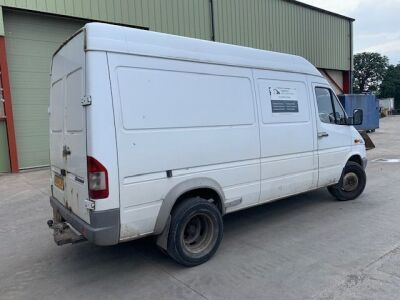 2005 Mercedes 413 CDI Twin Wheel Drive Axle 2004 Panel Van - 2