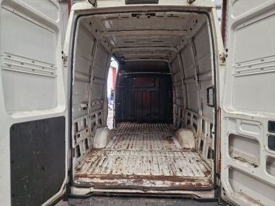 2011 Iveco Daily 35S11 LWB High Roof Van - 16