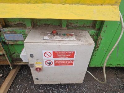 Horizontal Baler Press Compactor, Ken Mills T40 - 7
