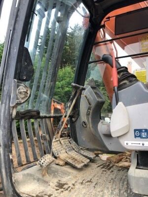 2016 Hitachi ZX250LC-6 Excavator - 16