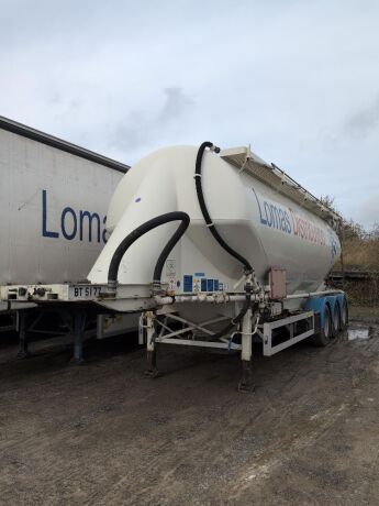 2011 Feldbinder 43m³ Triaxle 3 Pot Powder Tank Trailer