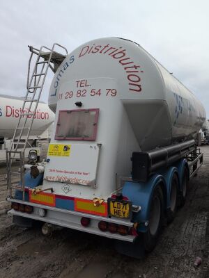 2011 Feldbinder 43m³ Triaxle 3 Pot Powder Tank Trailer - 4