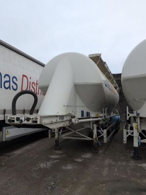 2012 Feldbinder 50m³ Triaxle 3 Pot Powder Tank Trailer