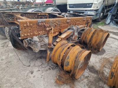 Mercedes Double Drive Bogie - Reduction Hubs - 4