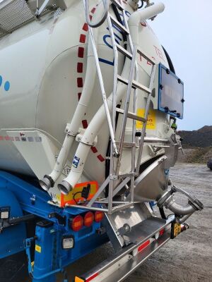 2017 Feldbinder Triaxle 60³ Tipping Powder Tanker - 7