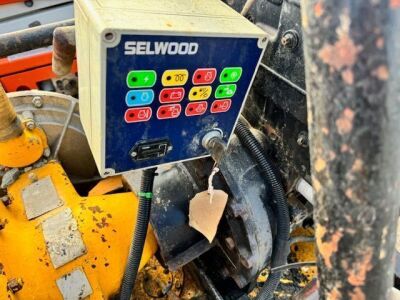 Selwood Large Diesel Powered Trash Pump - 6