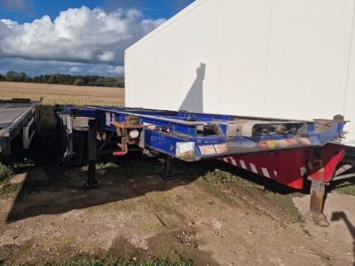 2007 Dennison Triaxle Sliding Skeletal Trailer