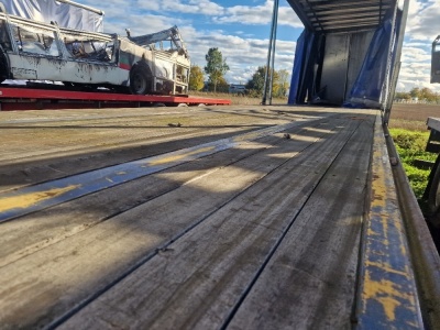 Montracon Triaxle Curtainside Trailer - 3