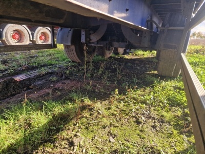 Montracon Triaxle Curtainside Trailer - 6