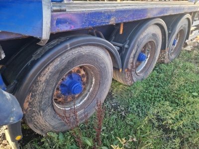 Montracon Triaxle Curtainside Trailer - 10