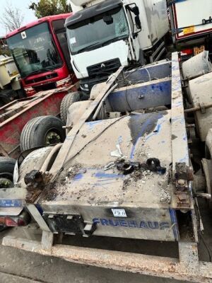 Fruehauf Triaxle Trailer Chassis Section, SAF Axles Drum Brakes, Alloys - 5