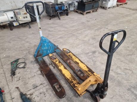 2x Manual Pallet Trucks