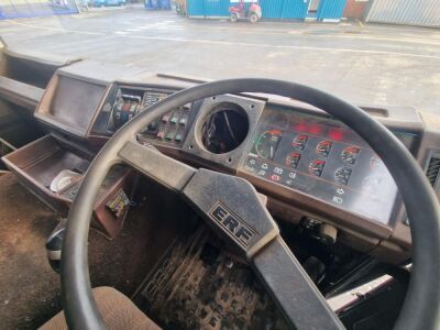 1990 ERF E10 325 4x2 Tractor Unit - 9