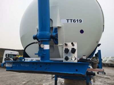 2017 Feldbinder Triaxle 60³ Tipping Powder Tanker - 11