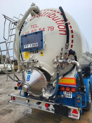 2017 Feldbinder Triaxle Tipping Powder Tanker - 5