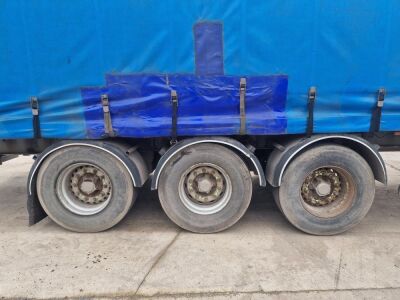 2004 Fruehauf Triaxle Curtainside Trailer - 8