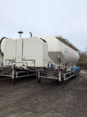 2013 Feldbinder 49m³ Triaxle 3 Pot Powder Tank Trailer