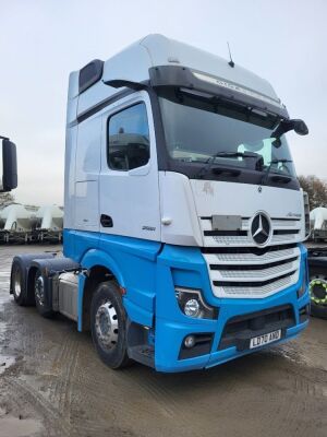 2020 Mercedes Actros 2551 6x2 Gigaspace Midlift Tractor Unit