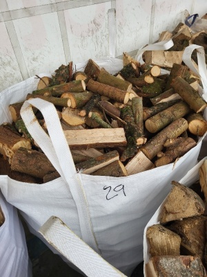 1 Ton Bags of Seasoned Logs 