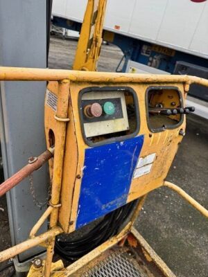 2005 SEV K13 Towable Boom Lift - 5