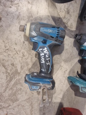 Makita DTD146 Impact Driver 18v