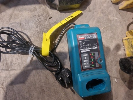 Makita DC1804T Charger