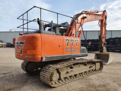 2015 Hitachi ZX210LC-5B Excavator - 4