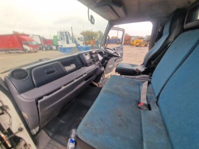 2015 Mitsubishi Fuso Canter 4x2 7C15 Flat Rigid  - 12