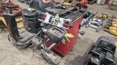 Hunter Wheel Alignment Machine  - 5