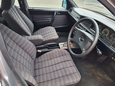 1990 Mercedes 190E Petrol Car - 7