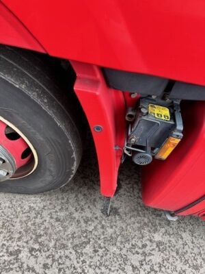 2019 DAF XF530 6x2 Midlift Tractor Unit - 9