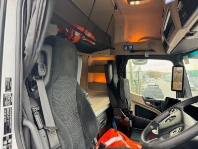 2019 Mercedes Actros 2545 Giga Space 6x2 Midlift Tractor Unit - 17