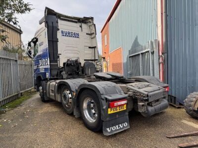 2016 Volvo FH460 Globetrotter 6x2 Midlift Tractor Unit - 3