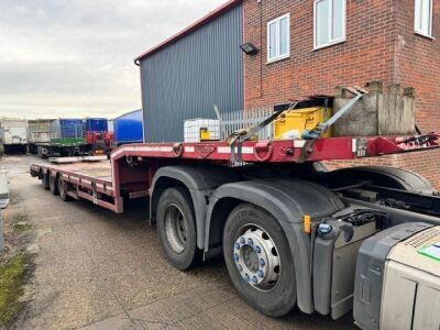 2000 Broshuis Triaxle Extendable Low Loader