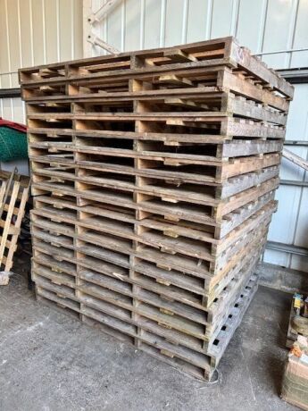 18x 1800x1600mm Pallets